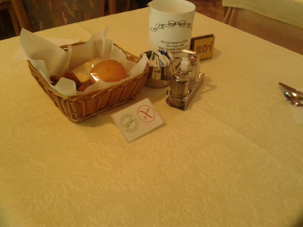 Hotel Denny Pinzolo Εξωτερικό φωτογραφία