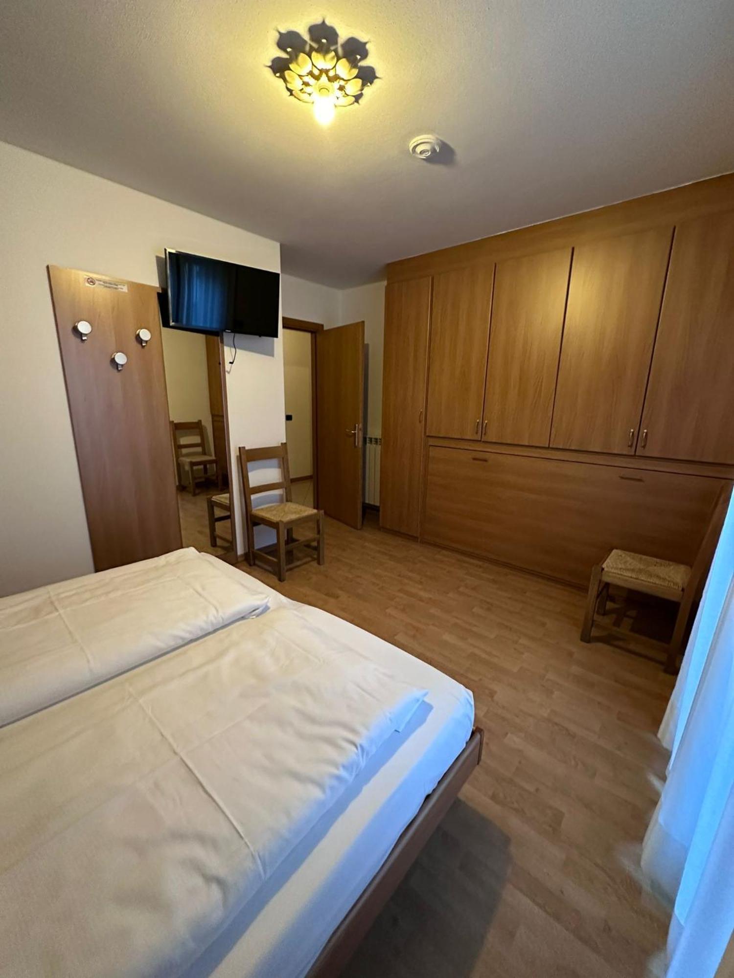 Hotel Denny Pinzolo Εξωτερικό φωτογραφία